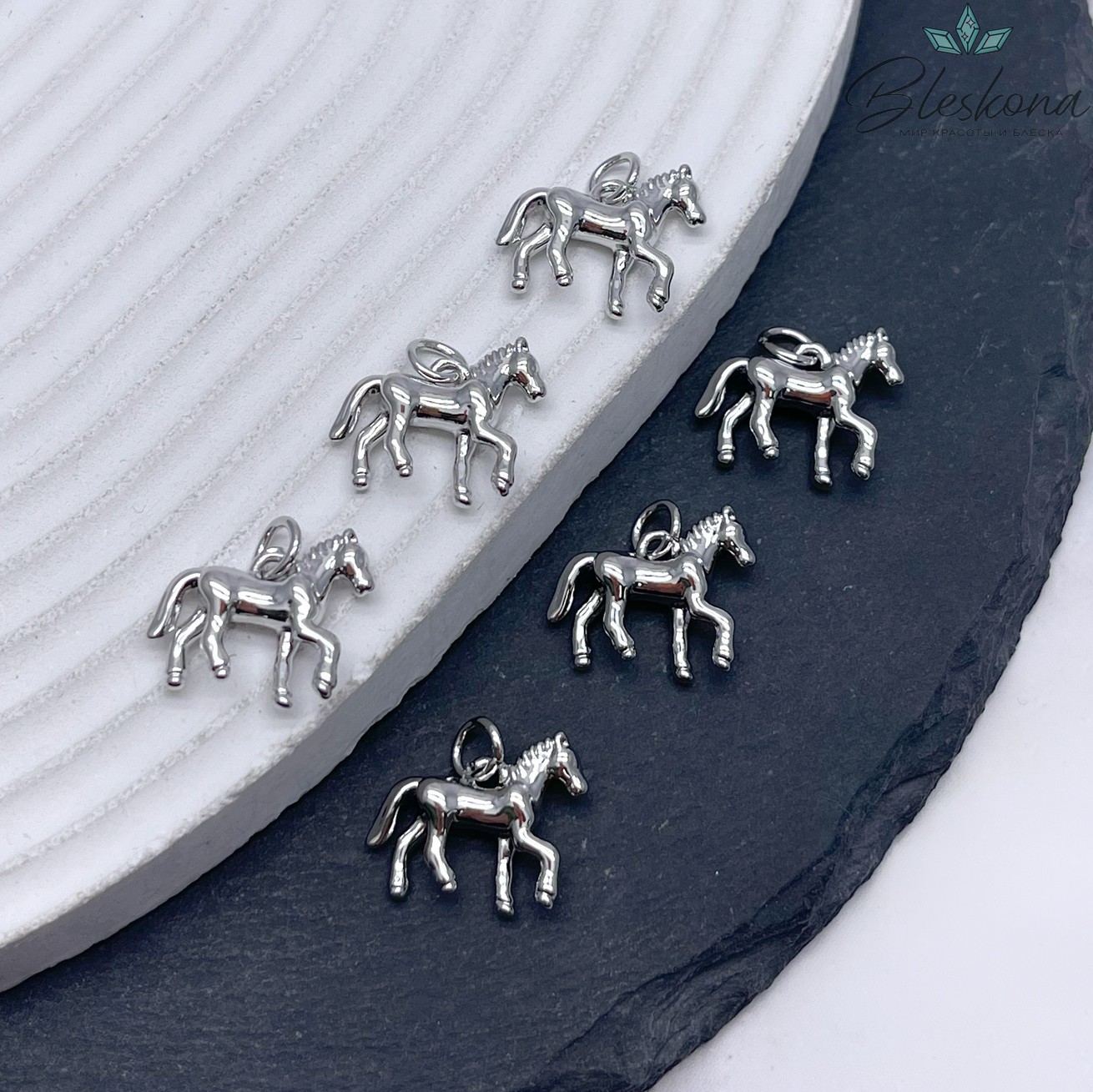 15*13 мм Цвет серебро, Подвеска Лошадь