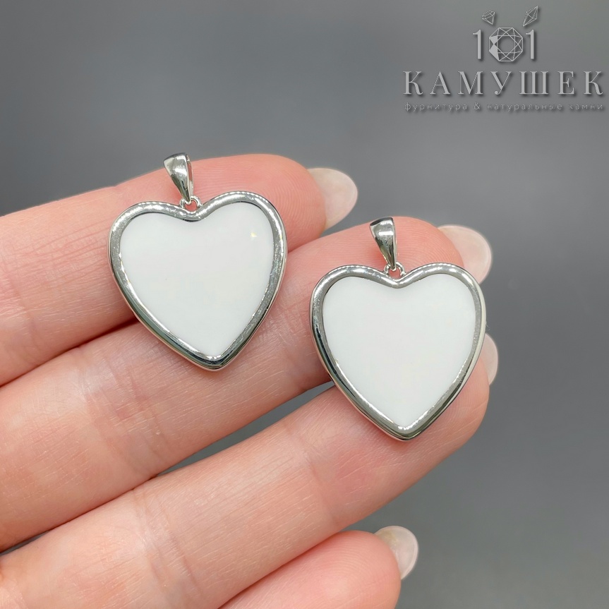 20мм, цвет серебро ,Подвеска Сердце белая эмаль Люкс