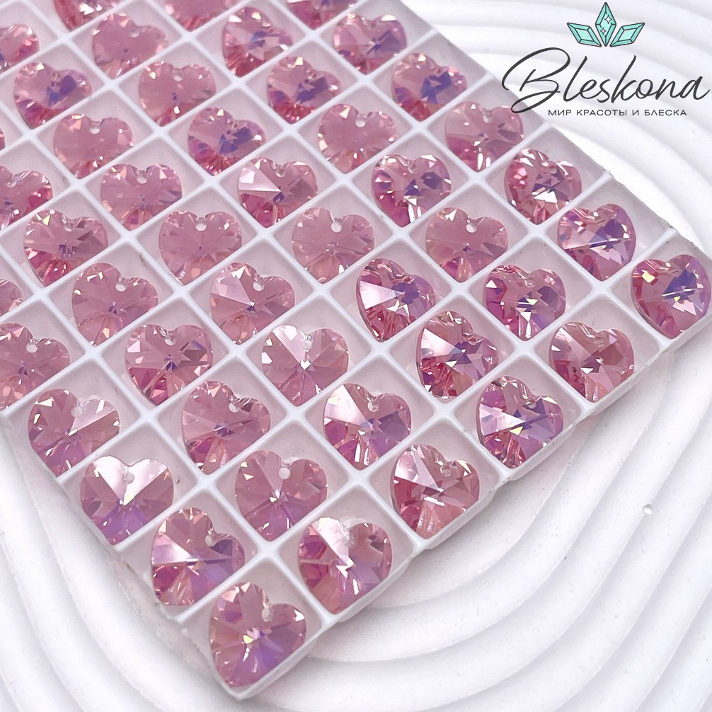 6228 Xilion Heart 10,3*10 мм Light Rose AB