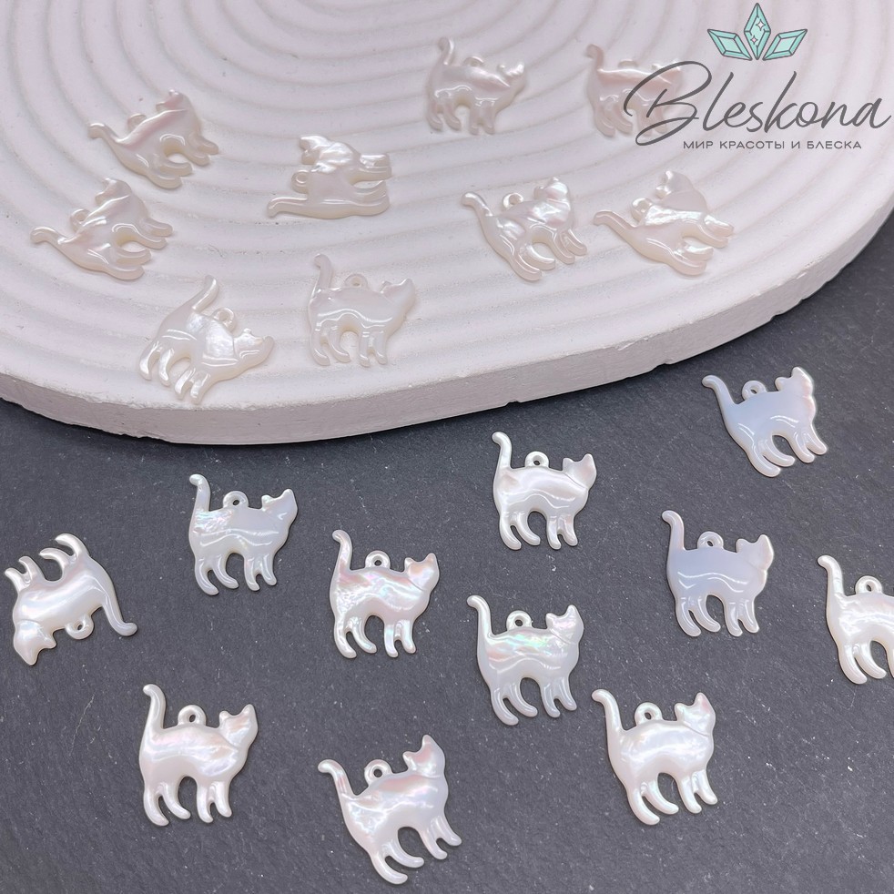 17*14 мм Подвеска Кошка белый перламутр 