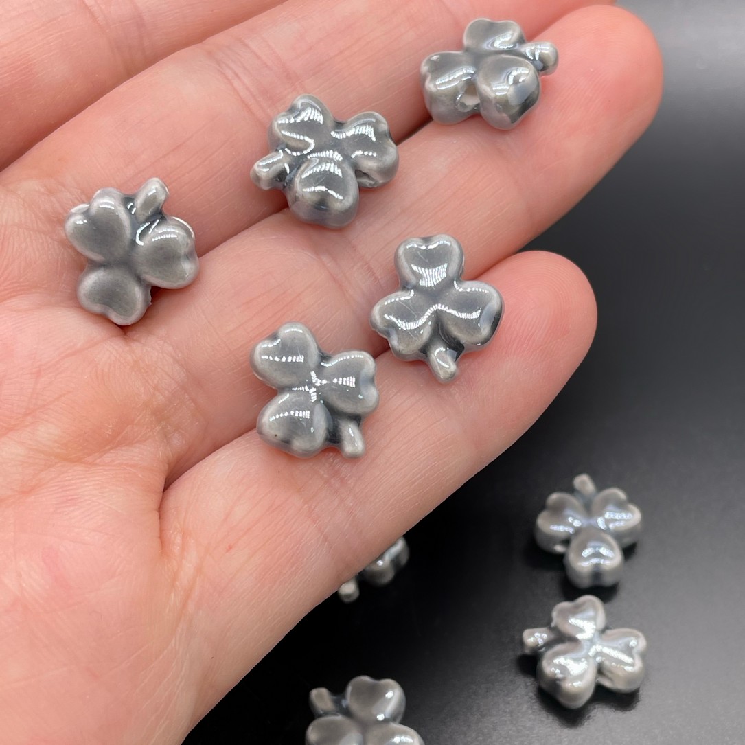 11,5*13 мм Бусина Клевер, керамика цвет темно-серый