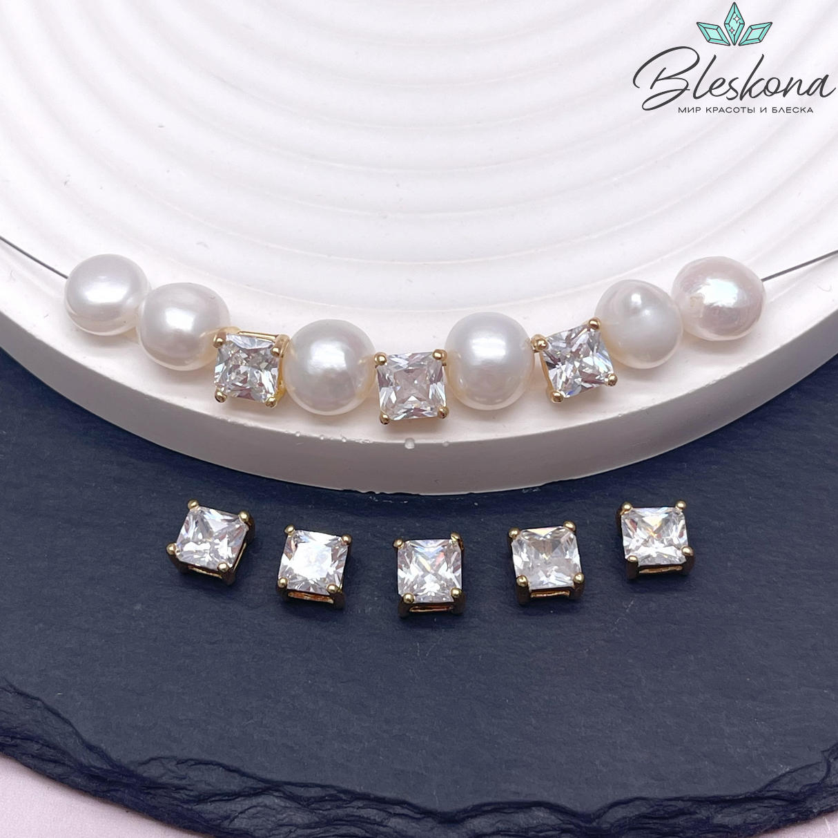 6,9 мм Цвет золото, Бусина квадратная циркон