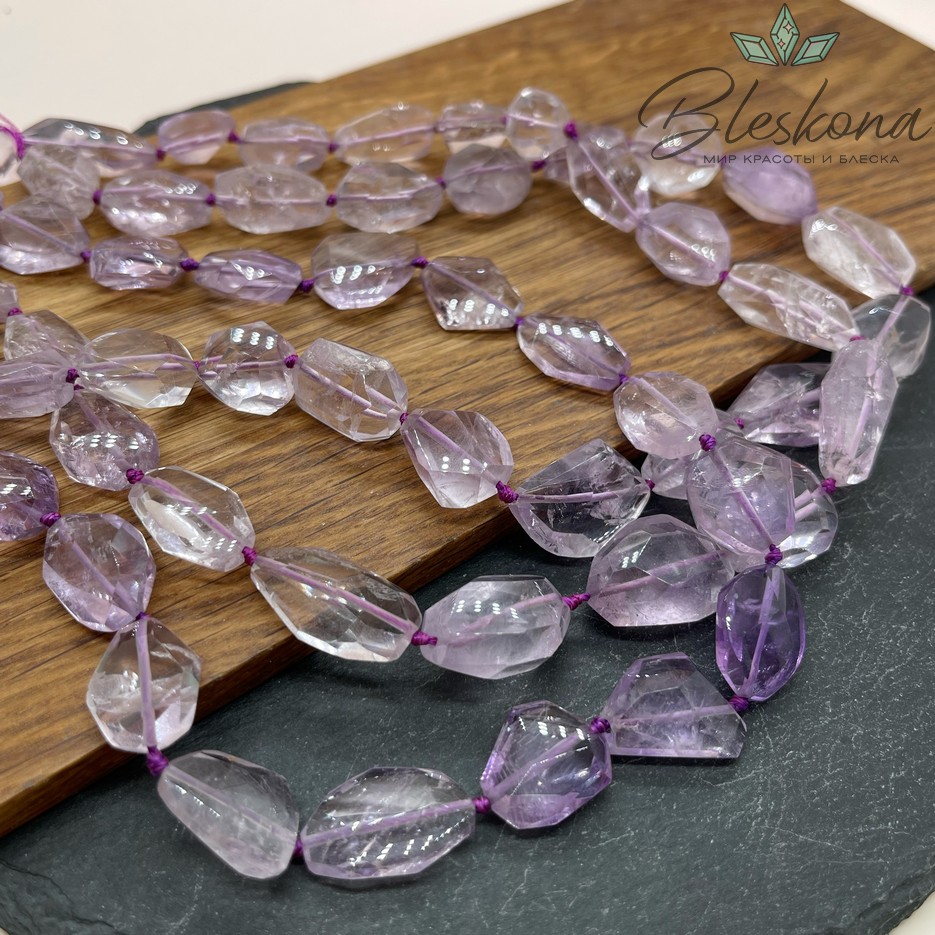 Аметист лавандовый фриформ огранка 14-18 мм