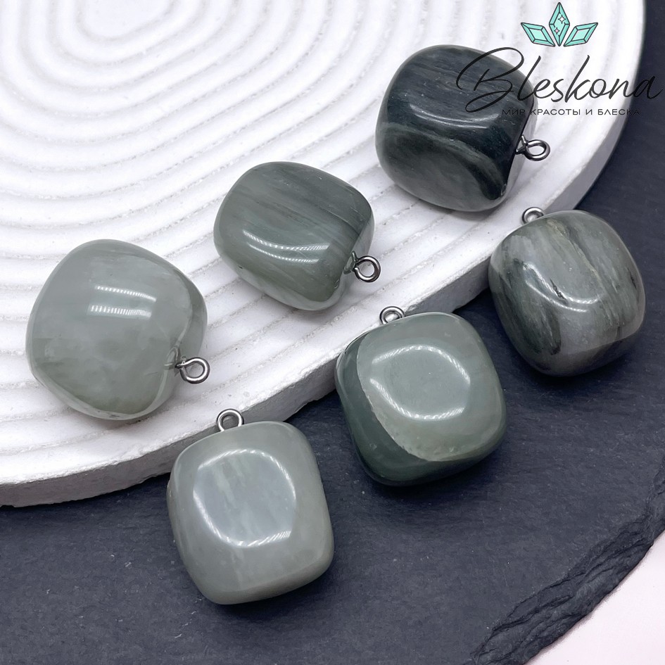 (24-27)*(18-22) мм Цвет серебро, Подвеска фриформ Кварц зеленый рутиловый 