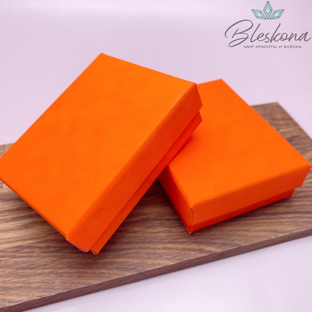 Коробка Оранжевая черная подложка 9*7*3 см