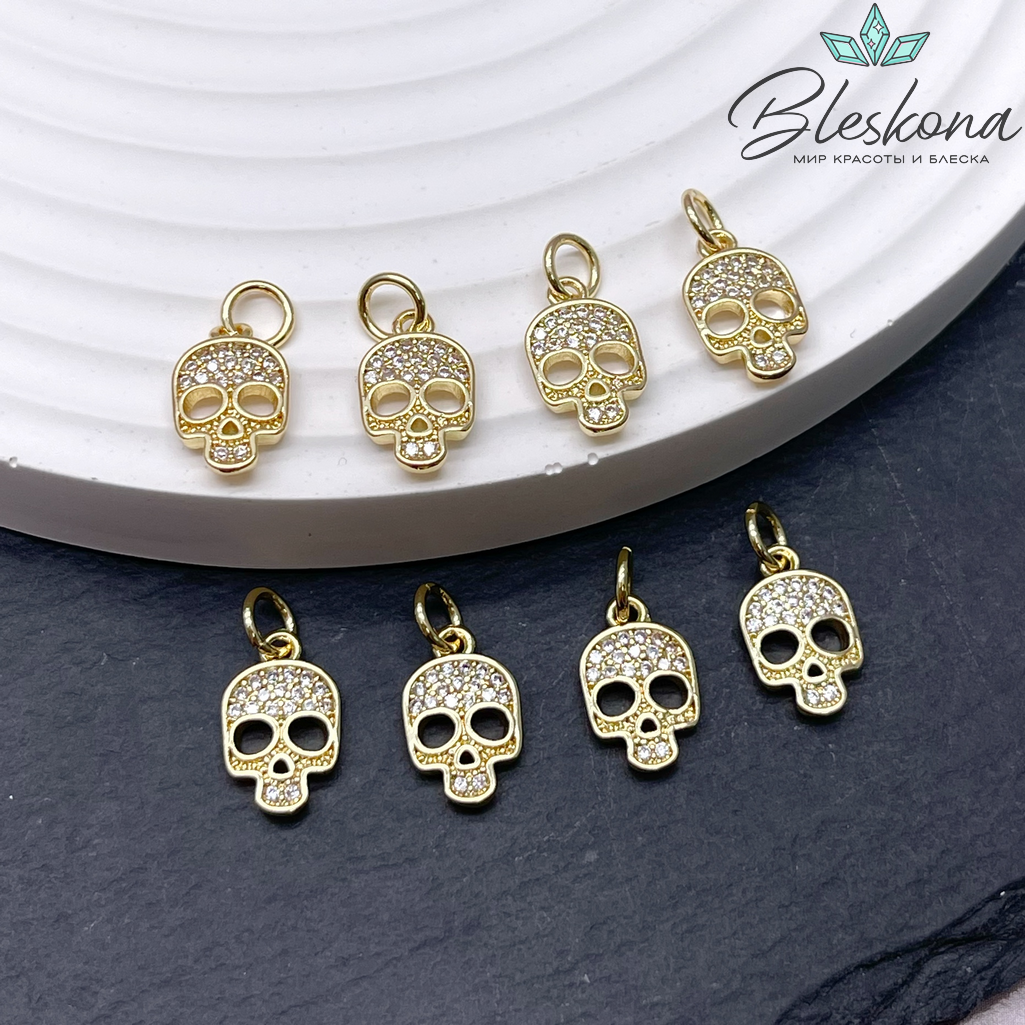 12*7,5 мм Цвет золото, Подвеска Череп цирконы