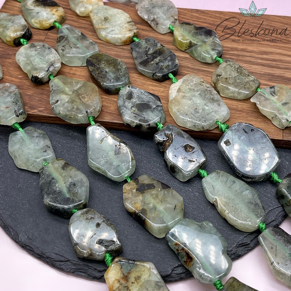 Пренит плоский фриформ (26-40)*(20-30) мм