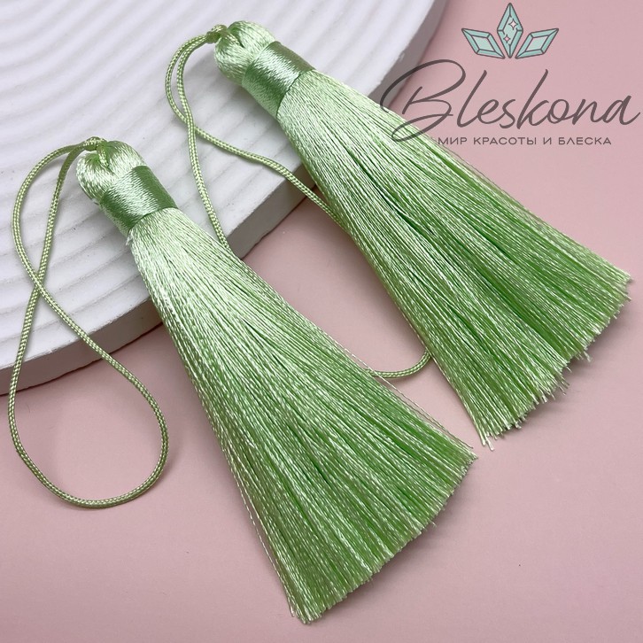 Кисть вискозный шелк Светло- зеленая 8*1 см