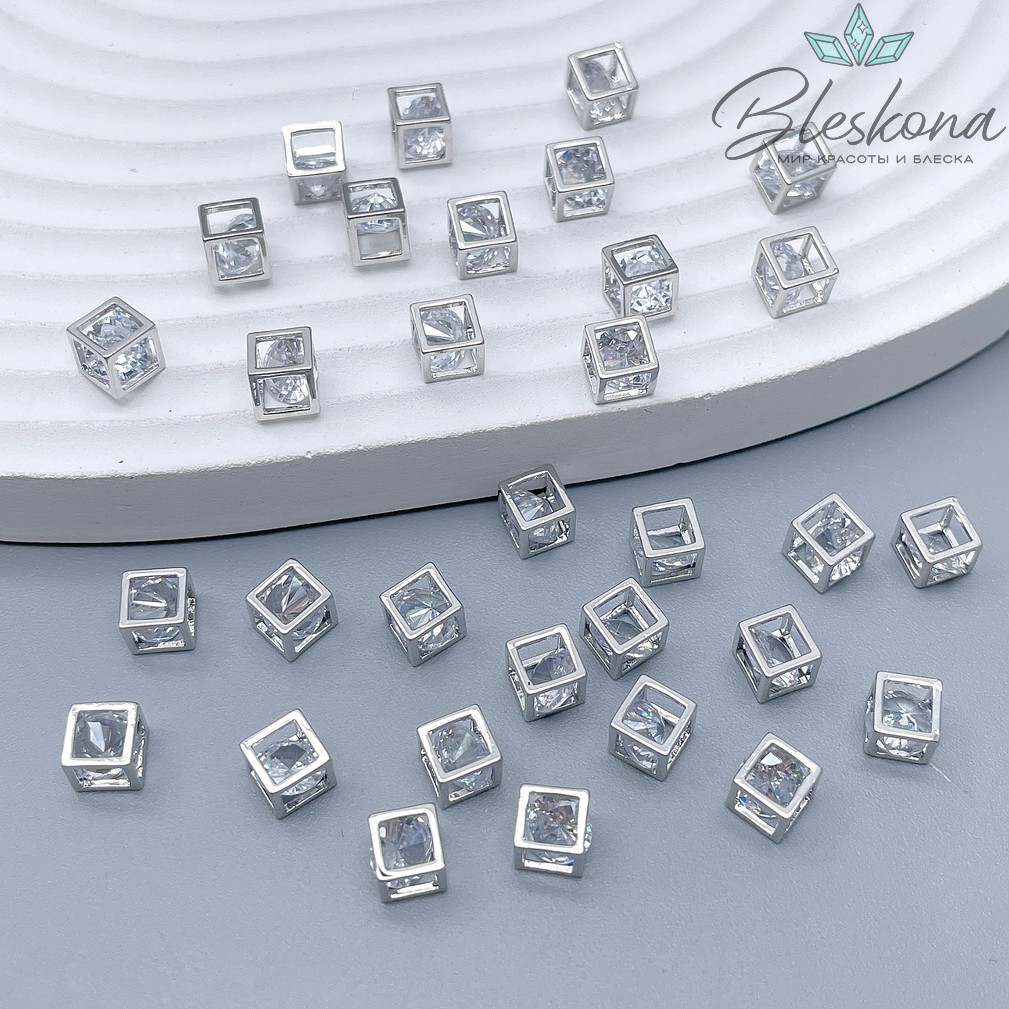 5 мм Цвет серебро, Подвеска Куб с цирконом внутри 