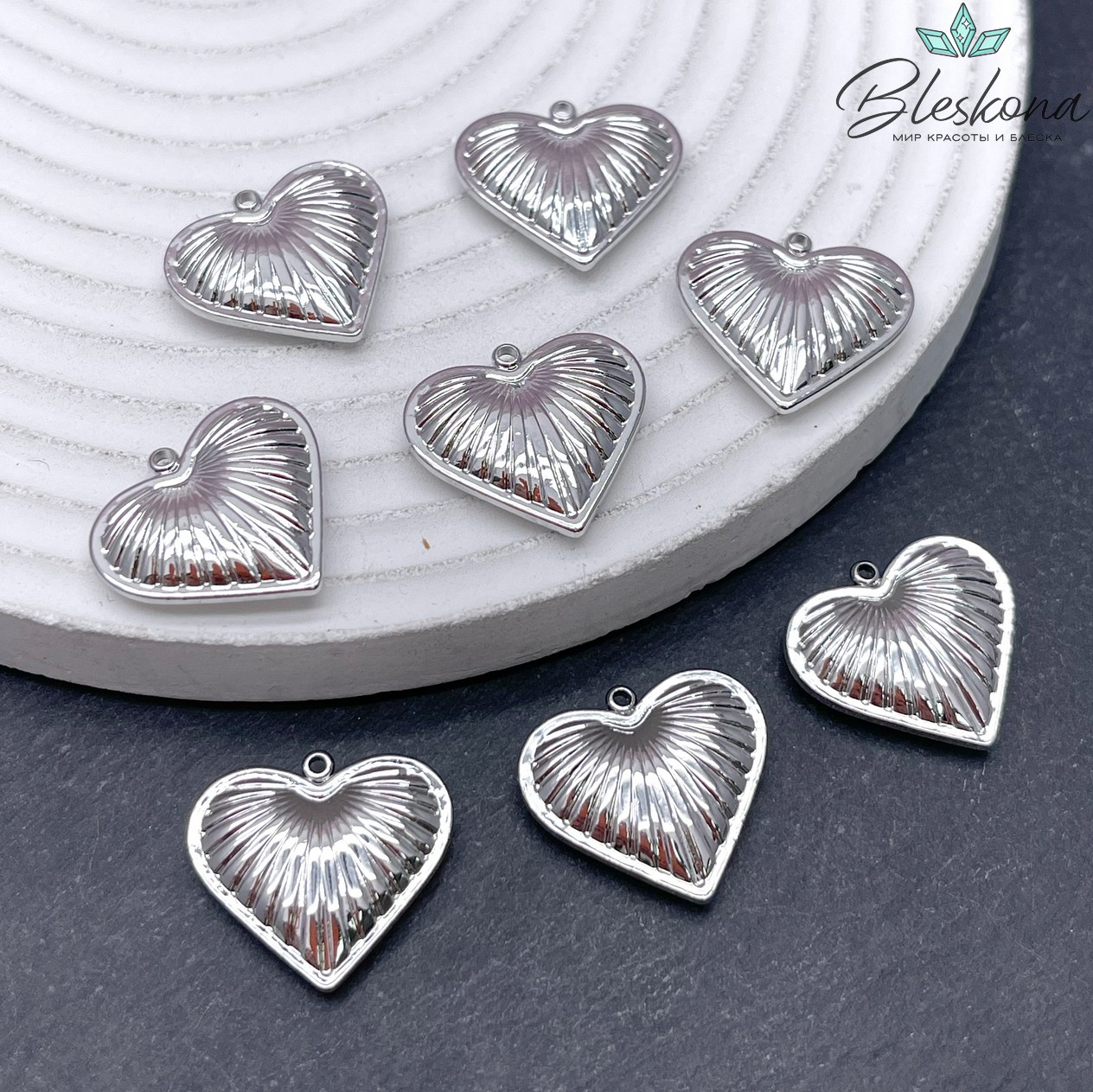 17,5*19мм Цвет серебро, Подвеска Сердце лучи 
