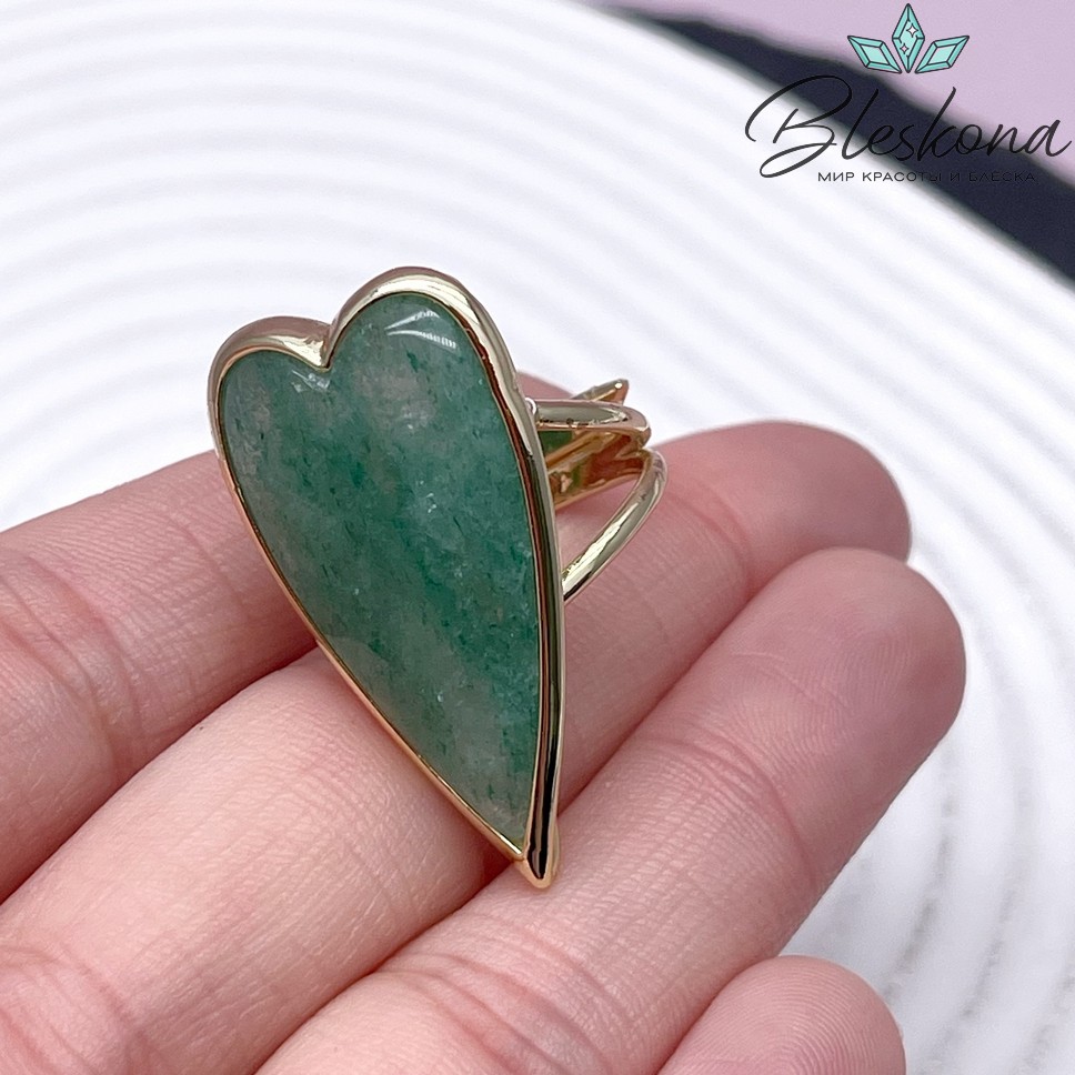21мм,Цвет золото, Кольцо сердце 34*18,3мм Кварц тонированный зеленый безразмерное 