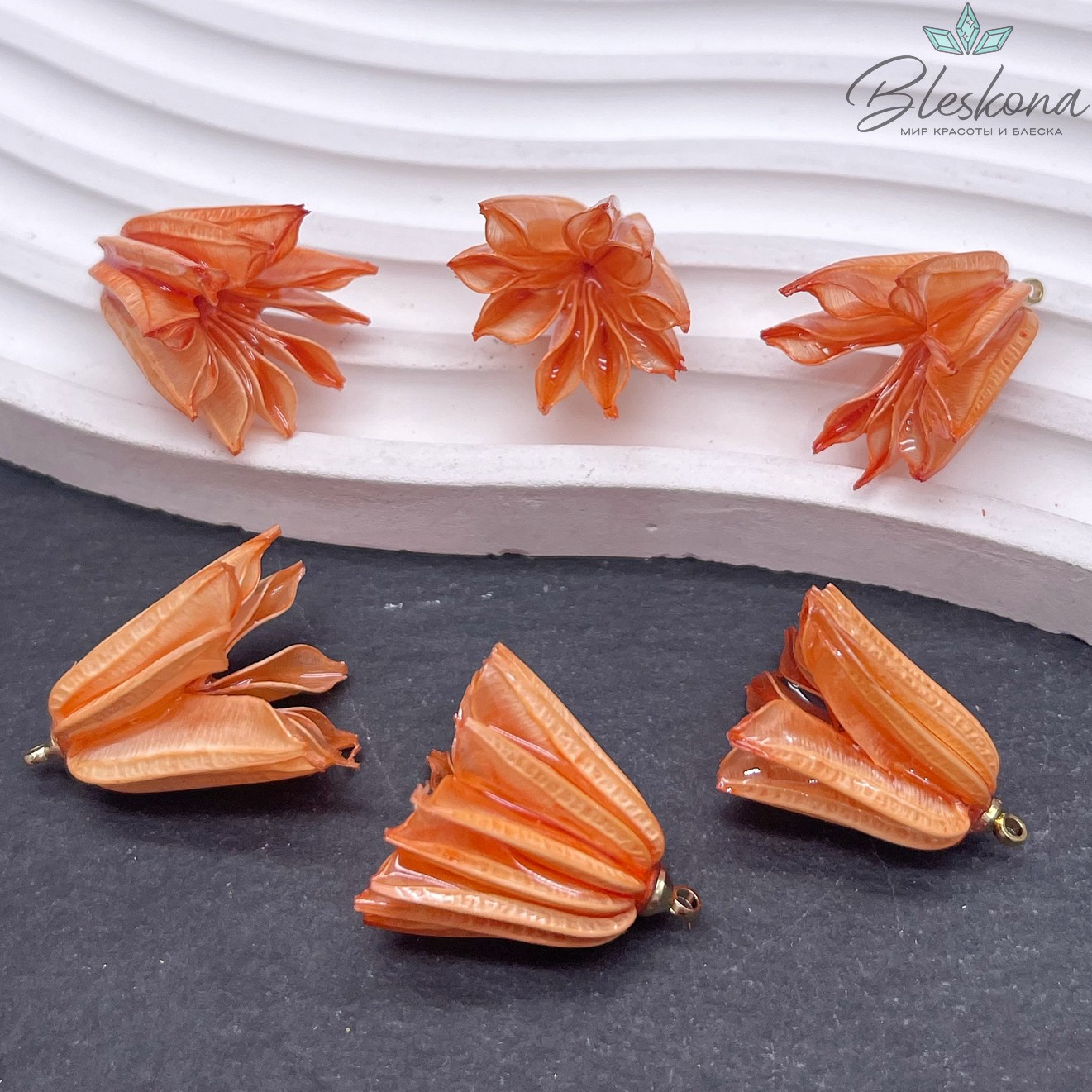 28-33 мм Подвеска Колокольчик в эпоксидной смоле оранжевый