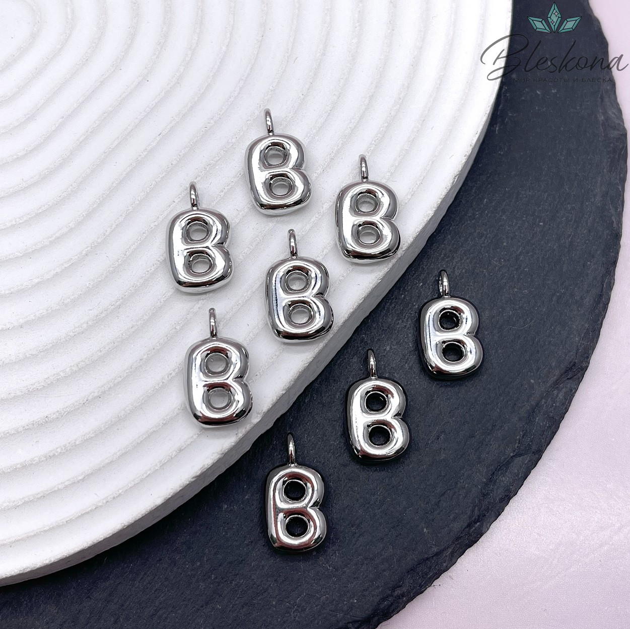 18 мм, Цвет серебро, Буква объемная B