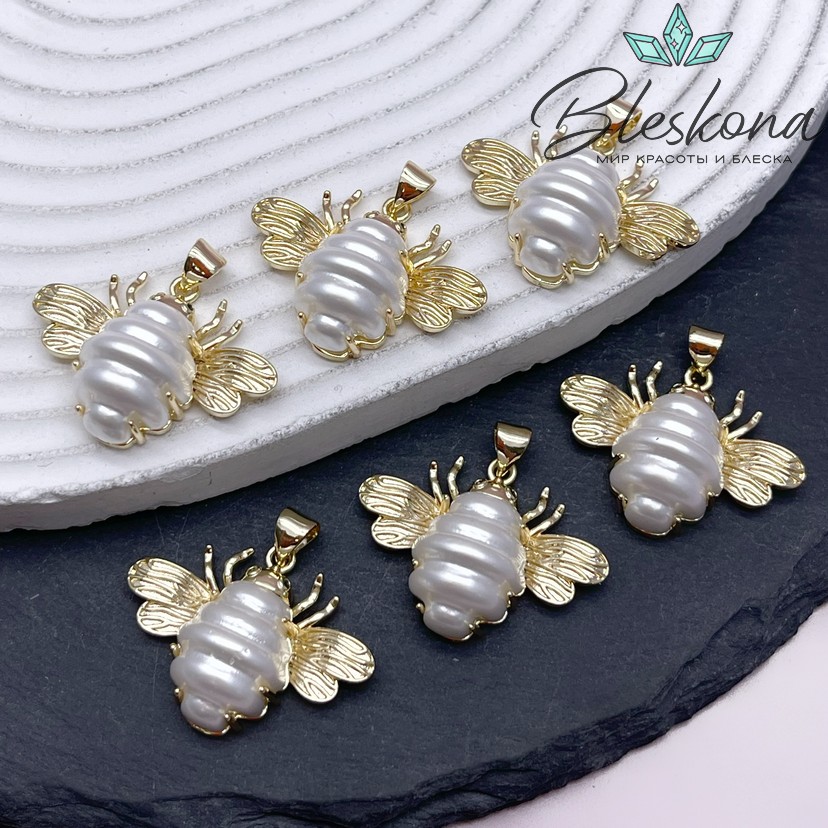 22*29 мм Цвет серебро, Подвеска Шмель с акрилом и цирконами