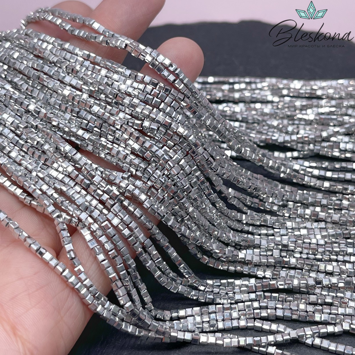 Чешское стекло №132 цвет №31 2 мм