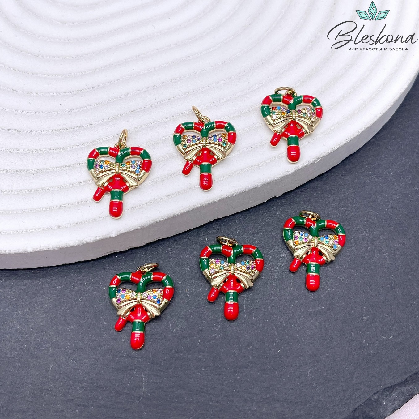 19*15 мм Цвет золото, Подвеска леденец эмаль, цирконы