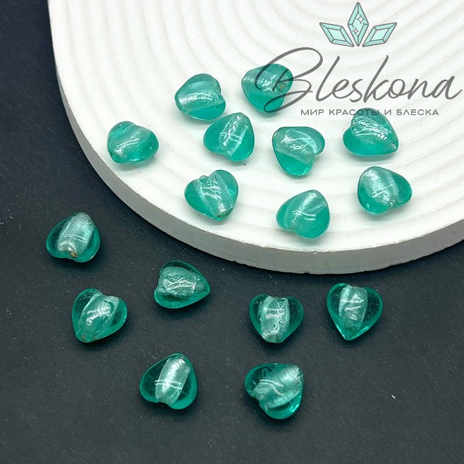 11,5*12,5 мм Бусина сердце зеленое с серебром