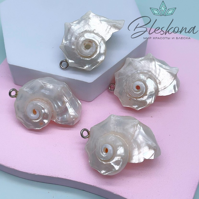Подвеска Ракушка белая, цвет серебро 39*28,5 мм №27