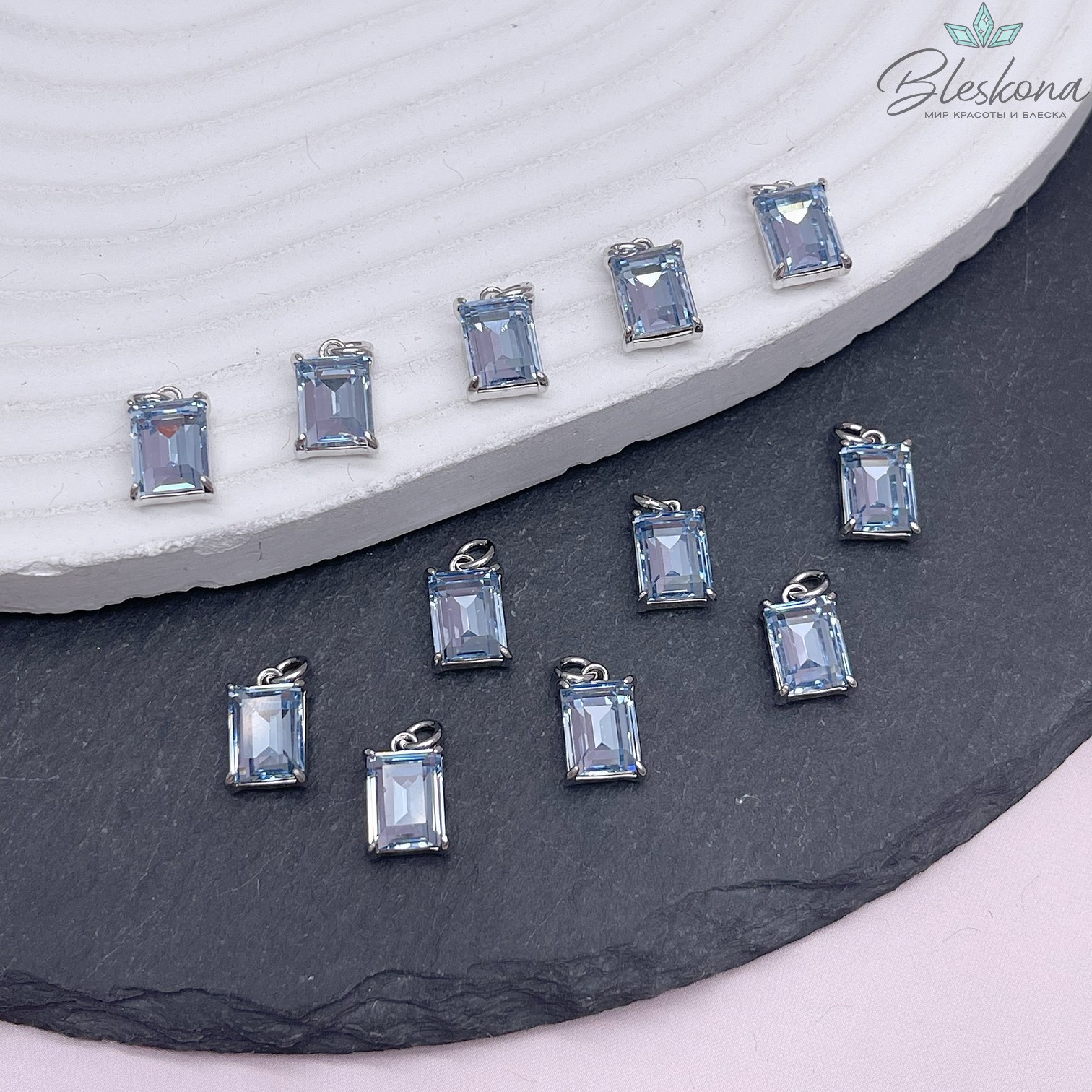 8*5 мм, Цвет серебро, Подвеска прямоугольник светло- синий циркон