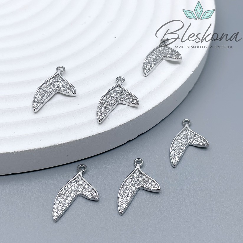 18*12 мм Цвет серебро, Подвеска Хвост кита цирконы 