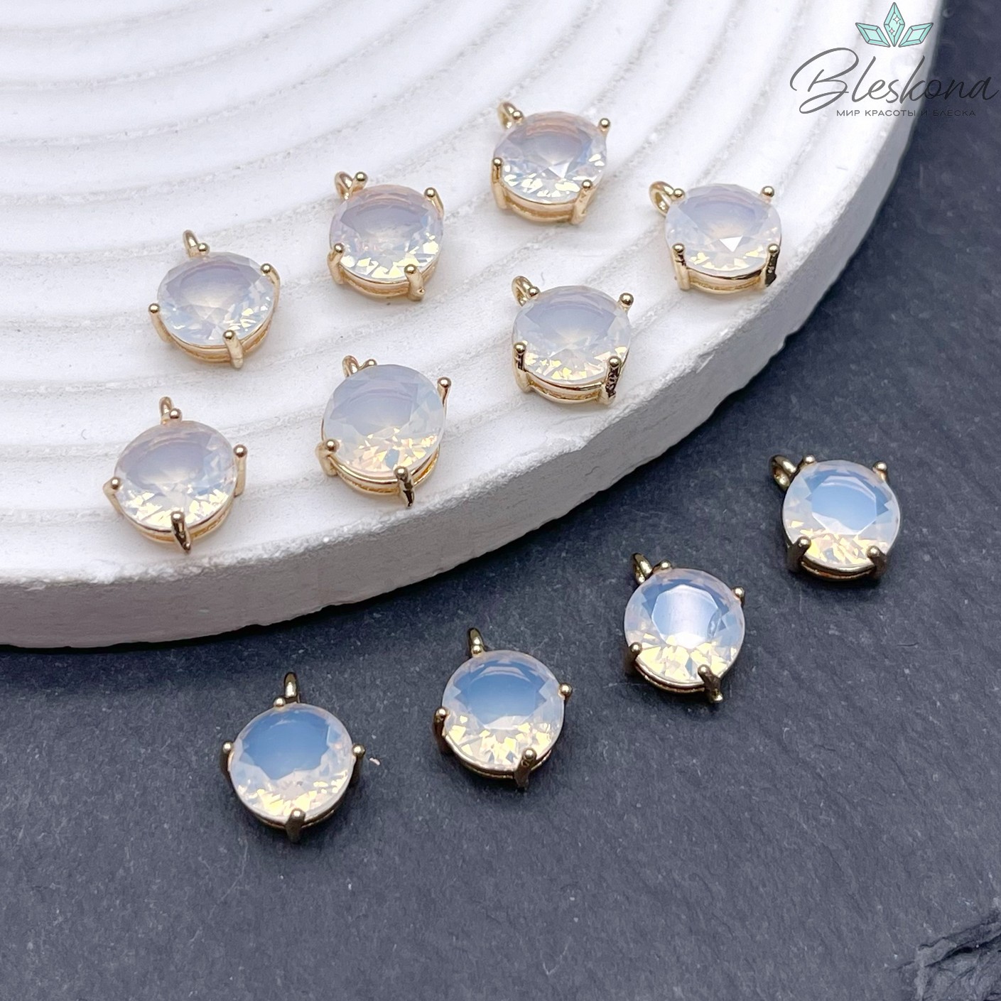 9 мм, цвет золото, Подвеска круг цвет под лунный камень в обрамлении