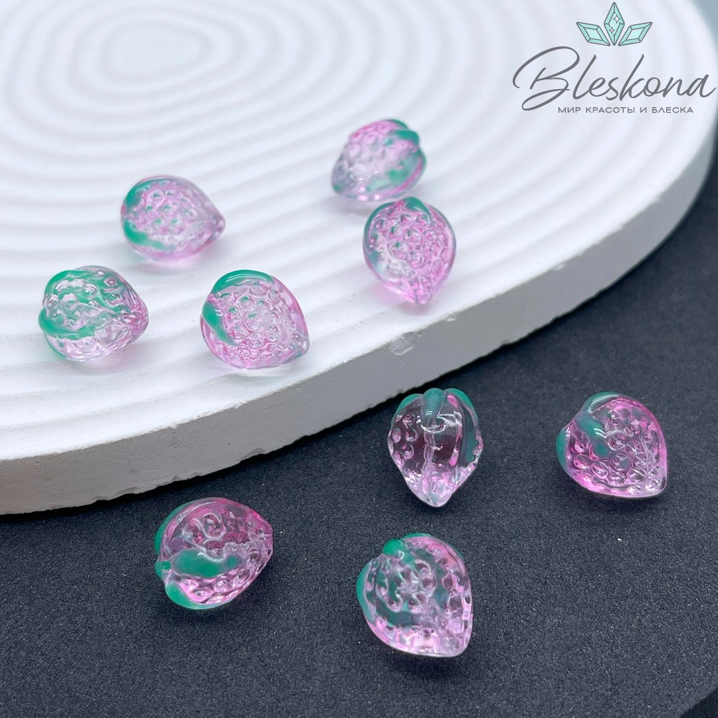 13*11 мм Бусина клубничка прозрачно- розовая