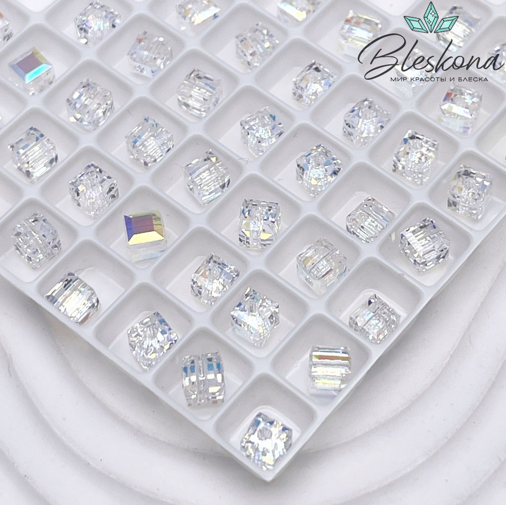 5601 Cube Bead 4 мм Crystal Aurore Boreale B (ABB)
