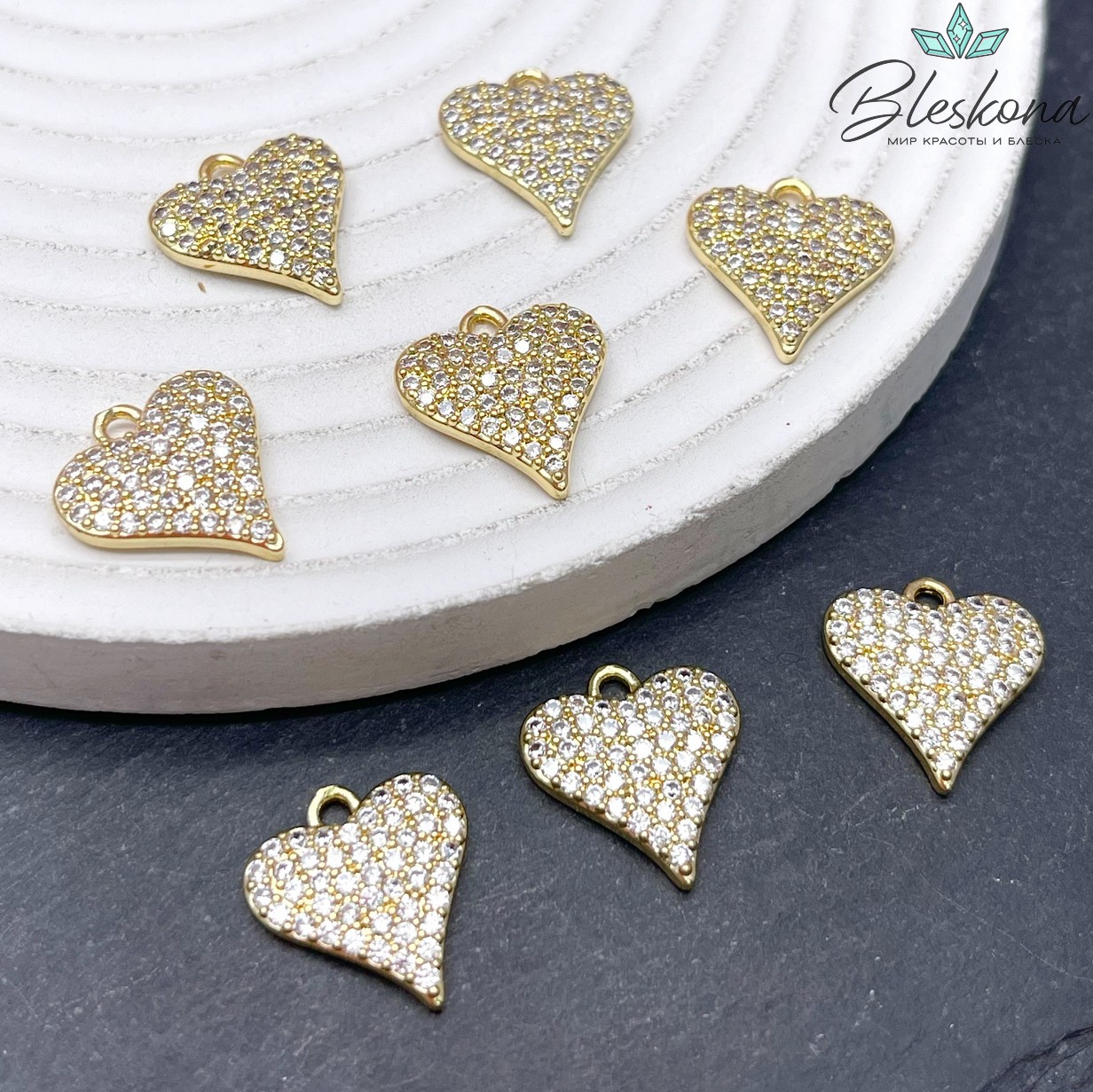 15*16 мм, цвет золото, Подвеска сердце  цирконы 