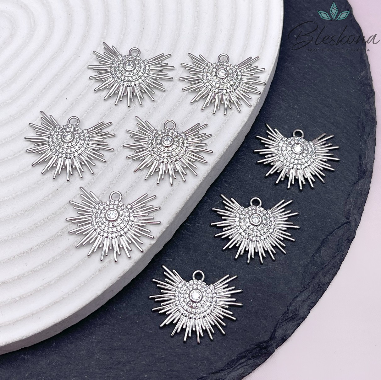 20*26 мм Цвет серебро, Подвеска солнце лучи цирконы