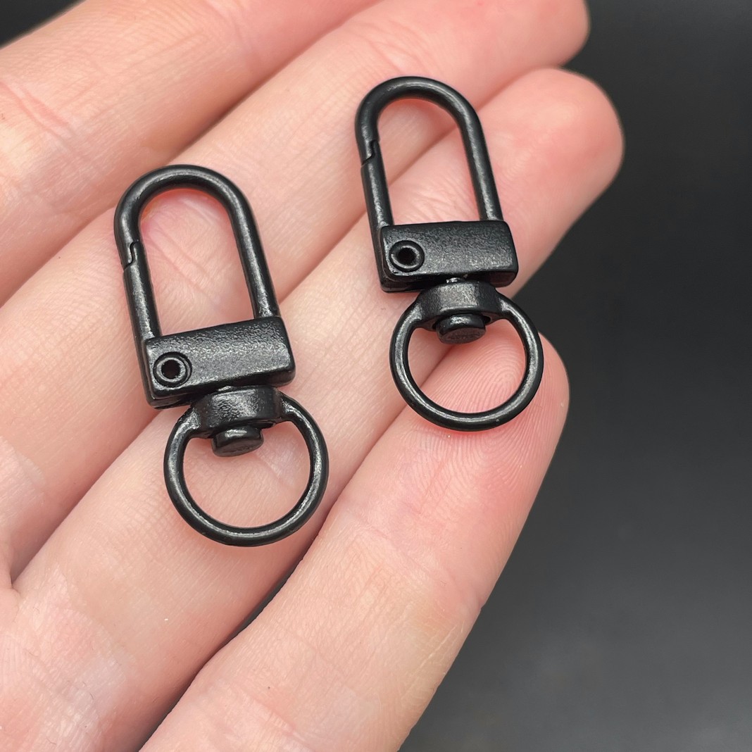 12*33,5мм , Замок крупный черная эмаль 