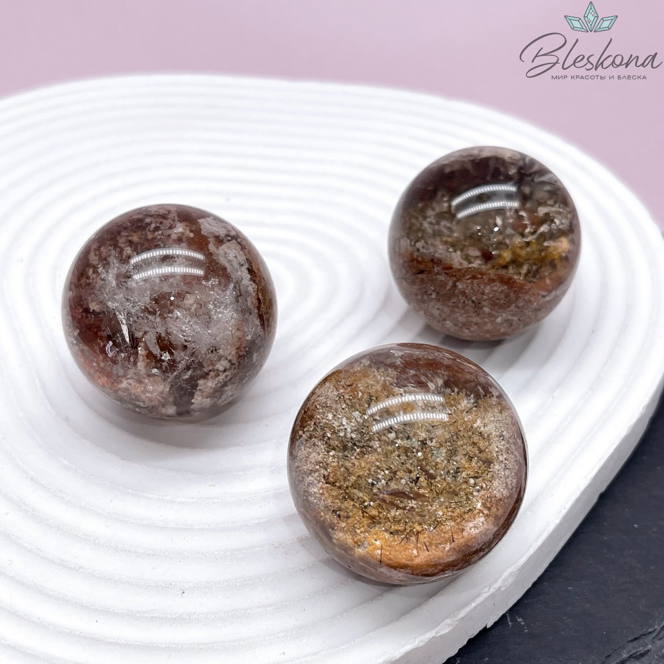 Яшма с вкючениями мохового Агата, Горный хрусталь шар 35 мм