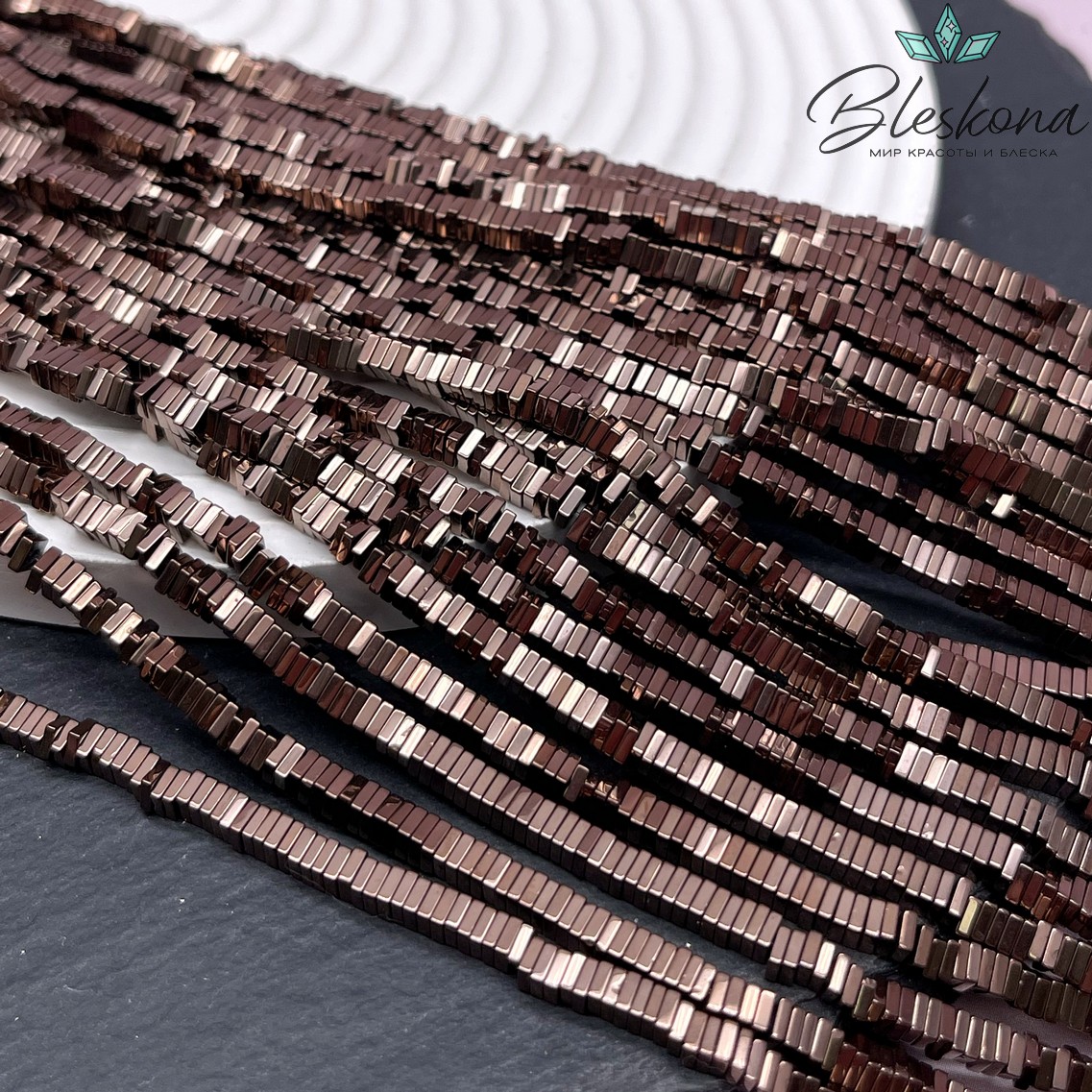 3*1 мм Гематин имитация, цвет коричневый (шоколадный), квадрат