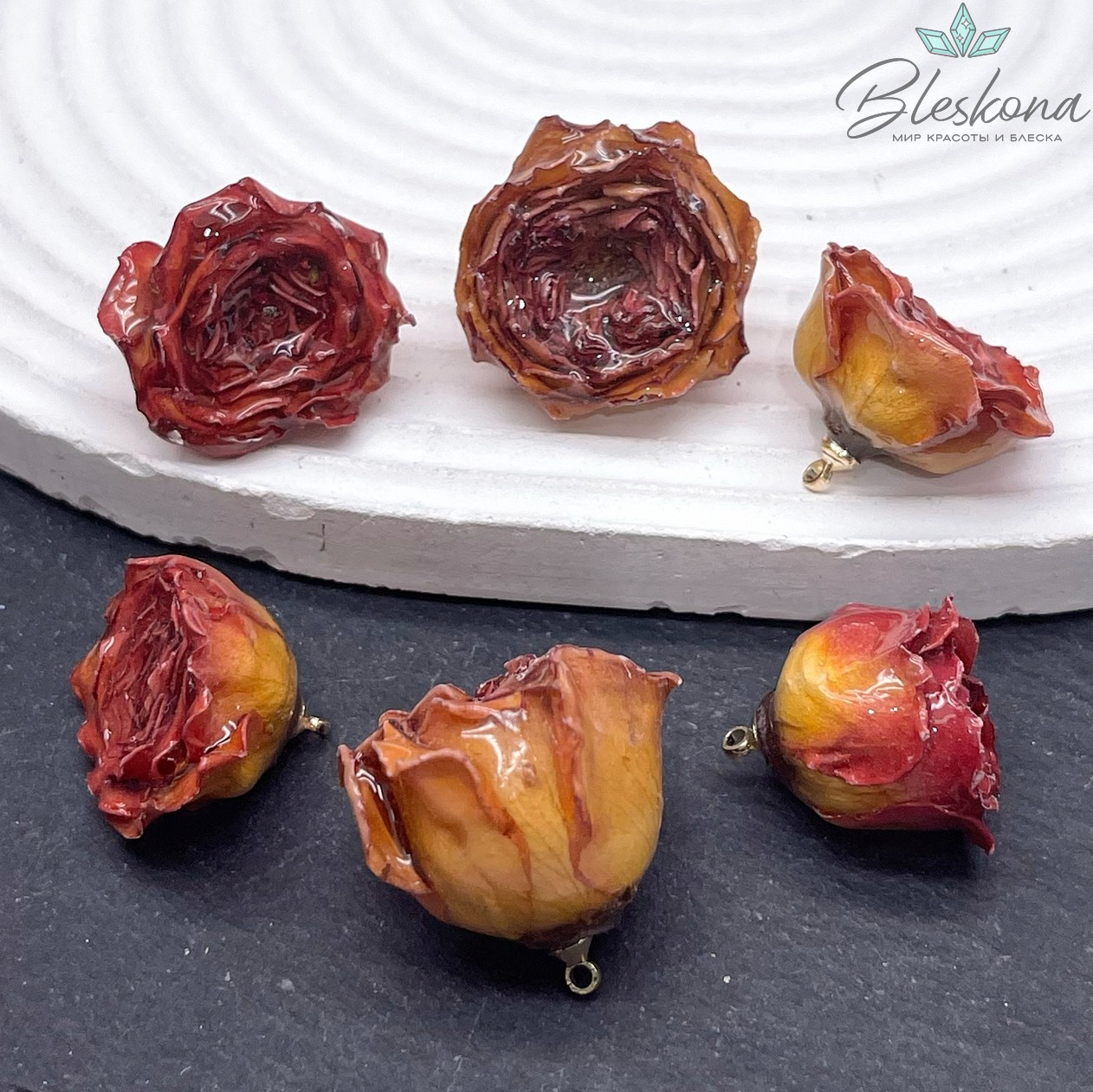 18-22 мм, Цвет золото, Подвеска роза в эпоксидной смоле № 9