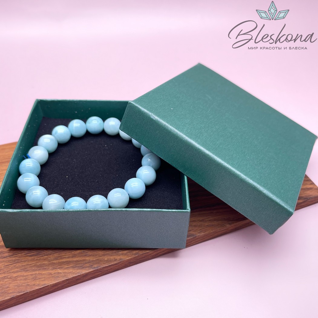 Коробка Зеленая перламутр черная подложка 9*9*3 см