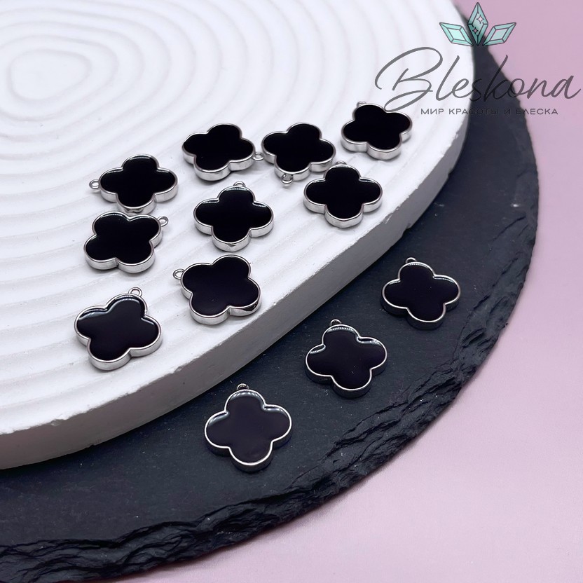 17*15мм,Цвет серебро,Подвеска Клевер черная эмаль