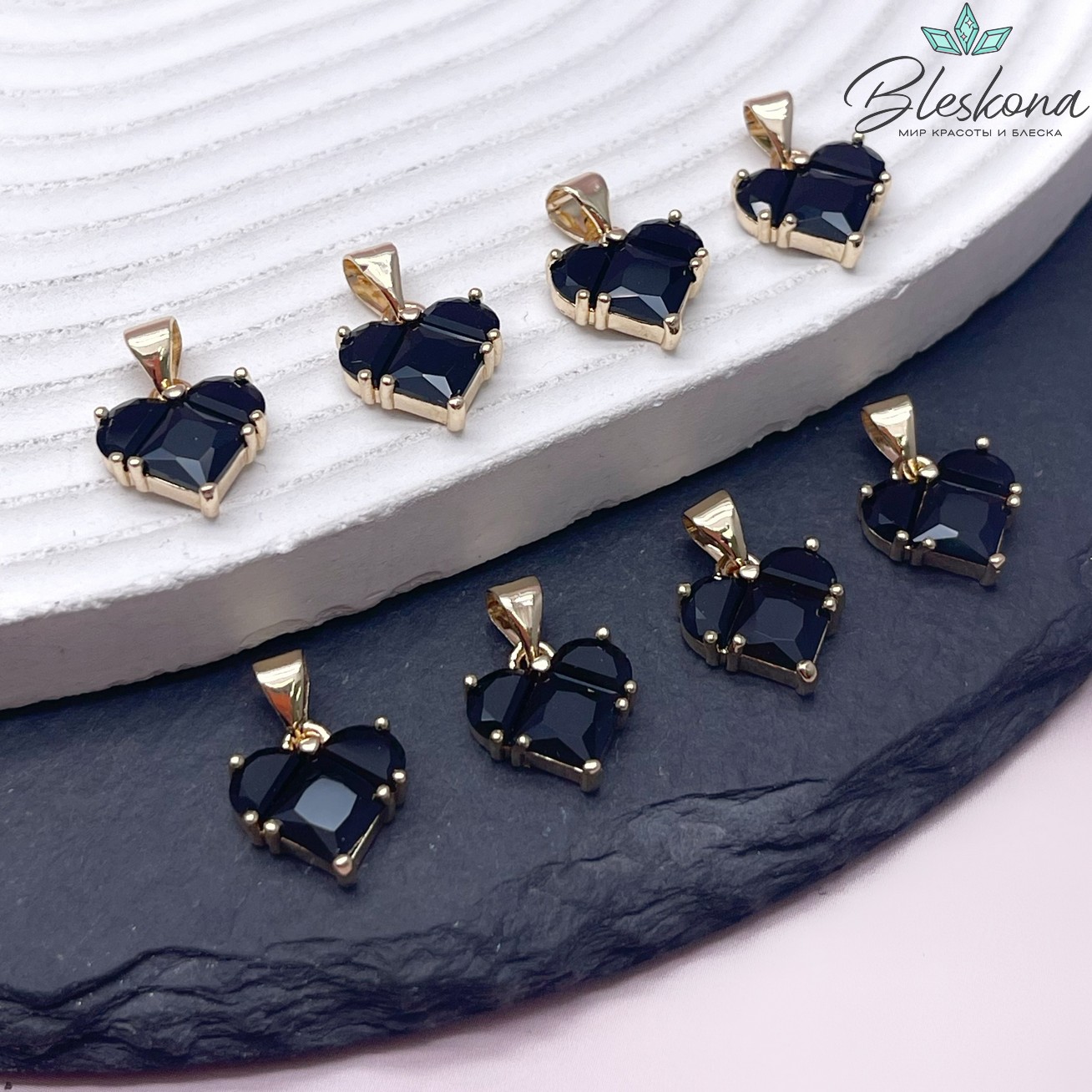 12,7*11,8 мм Цвет золото, Подвеска Сердце черные цирконы