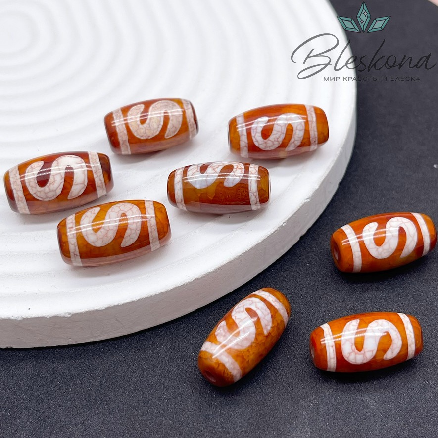 Бусина Дзи Денежный крючок бело-коричневый бочонок 20*11 мм