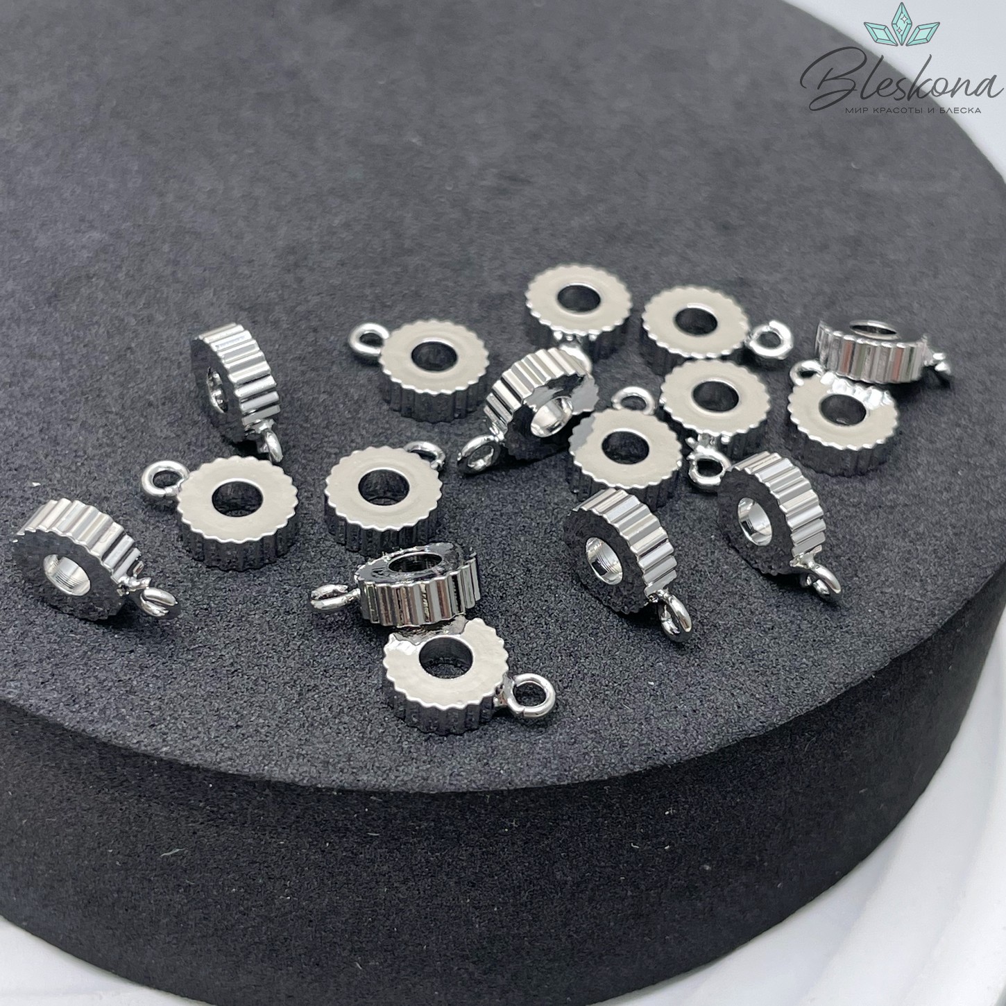 10*2,5 мм Цвет серебро, Бейл резной разъемное кольцо