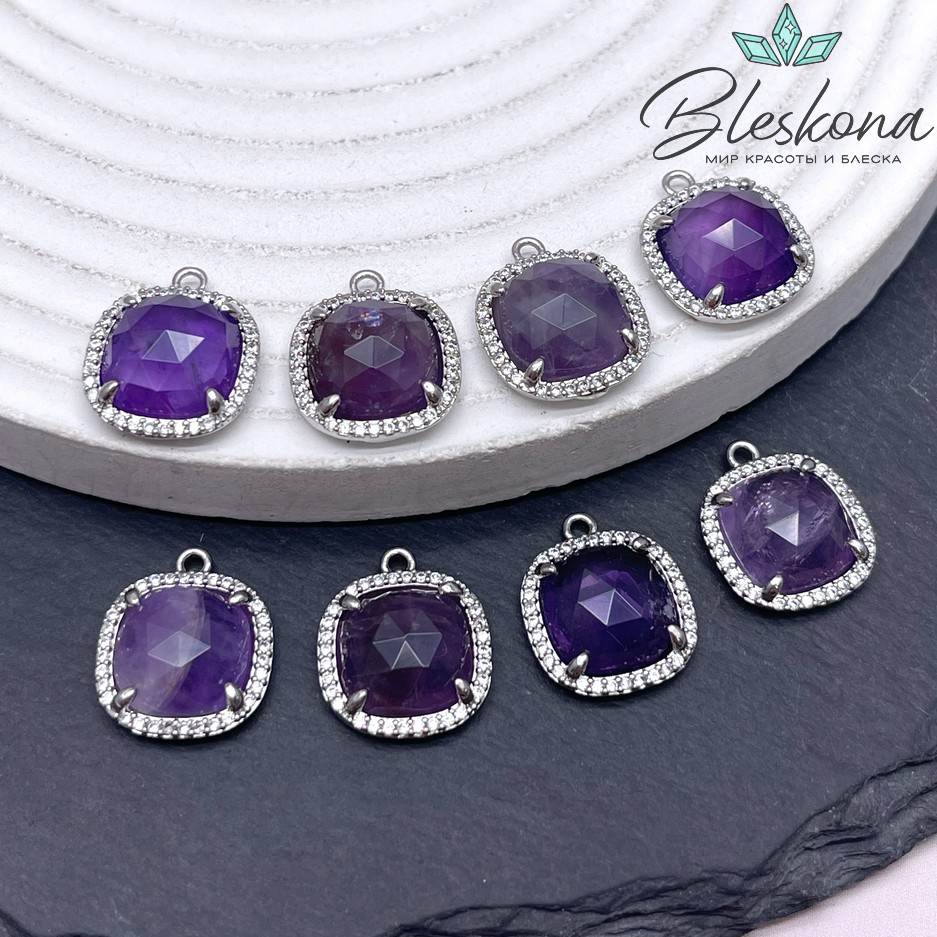 14мм, цвет серебро ,Подвеска квадрат Аметист  в обрамлении цирконы