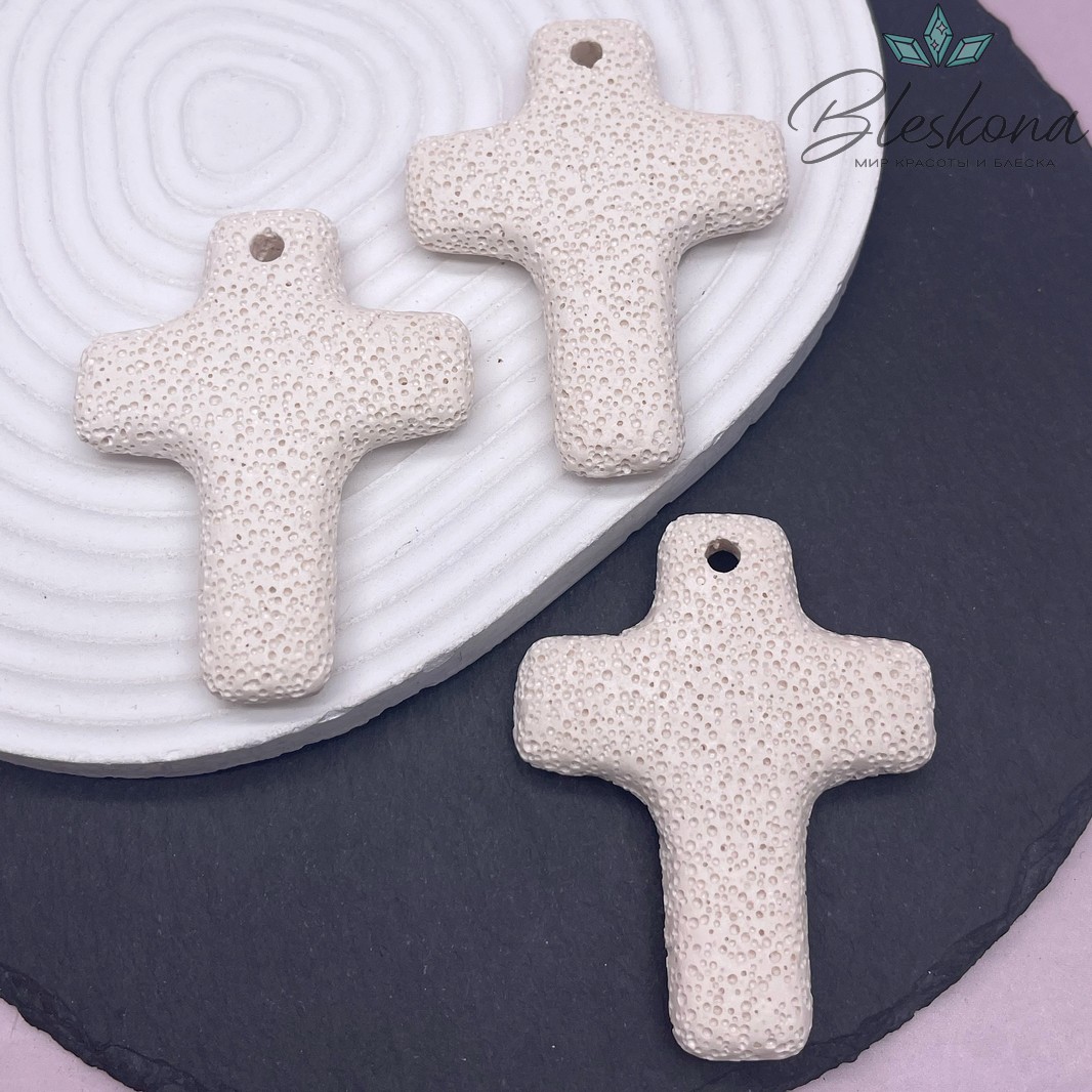 Лава Вулканическая Подвеска крест бежевый 66*52 мм