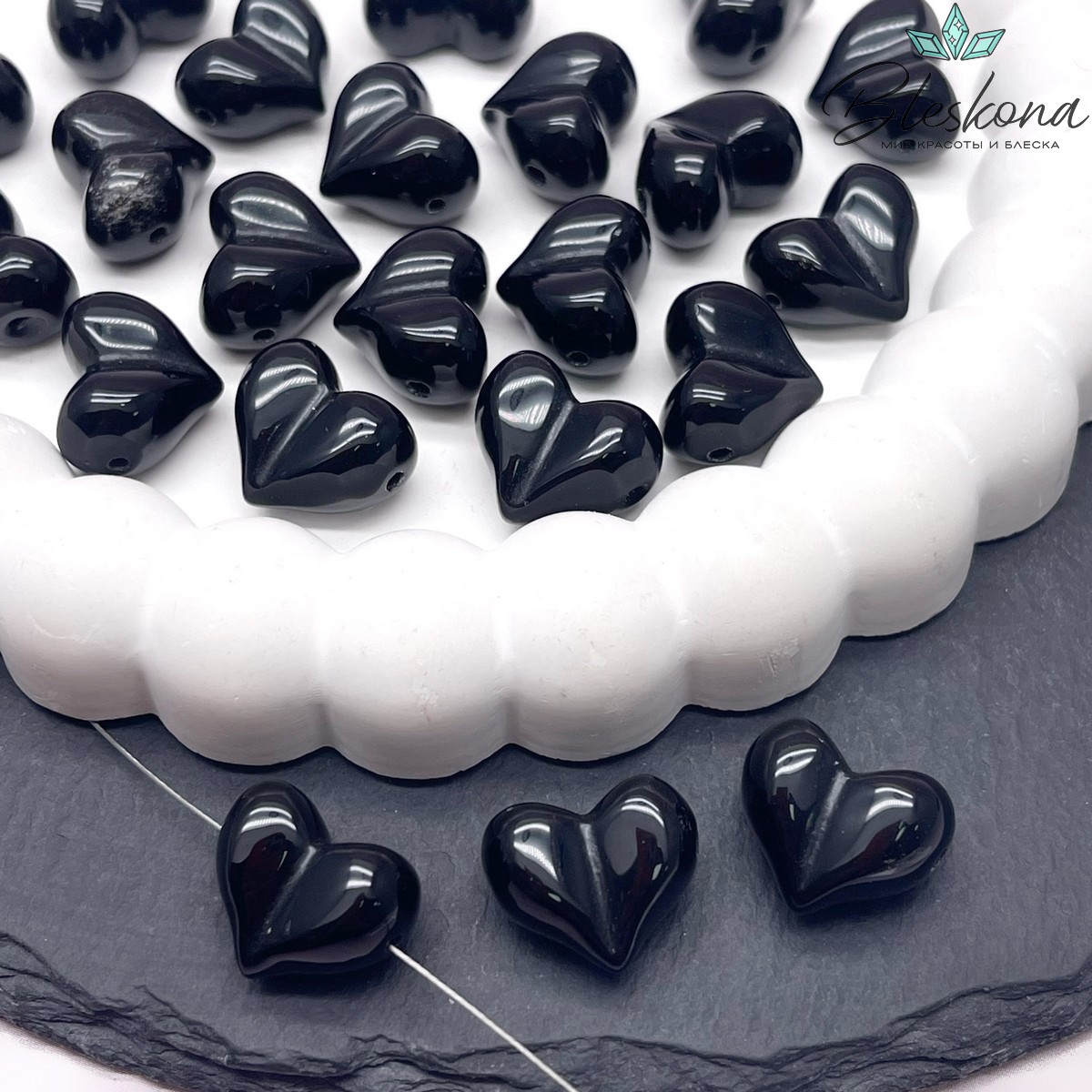 Бусина Сердце Обсидиан 16*13 мм штучно