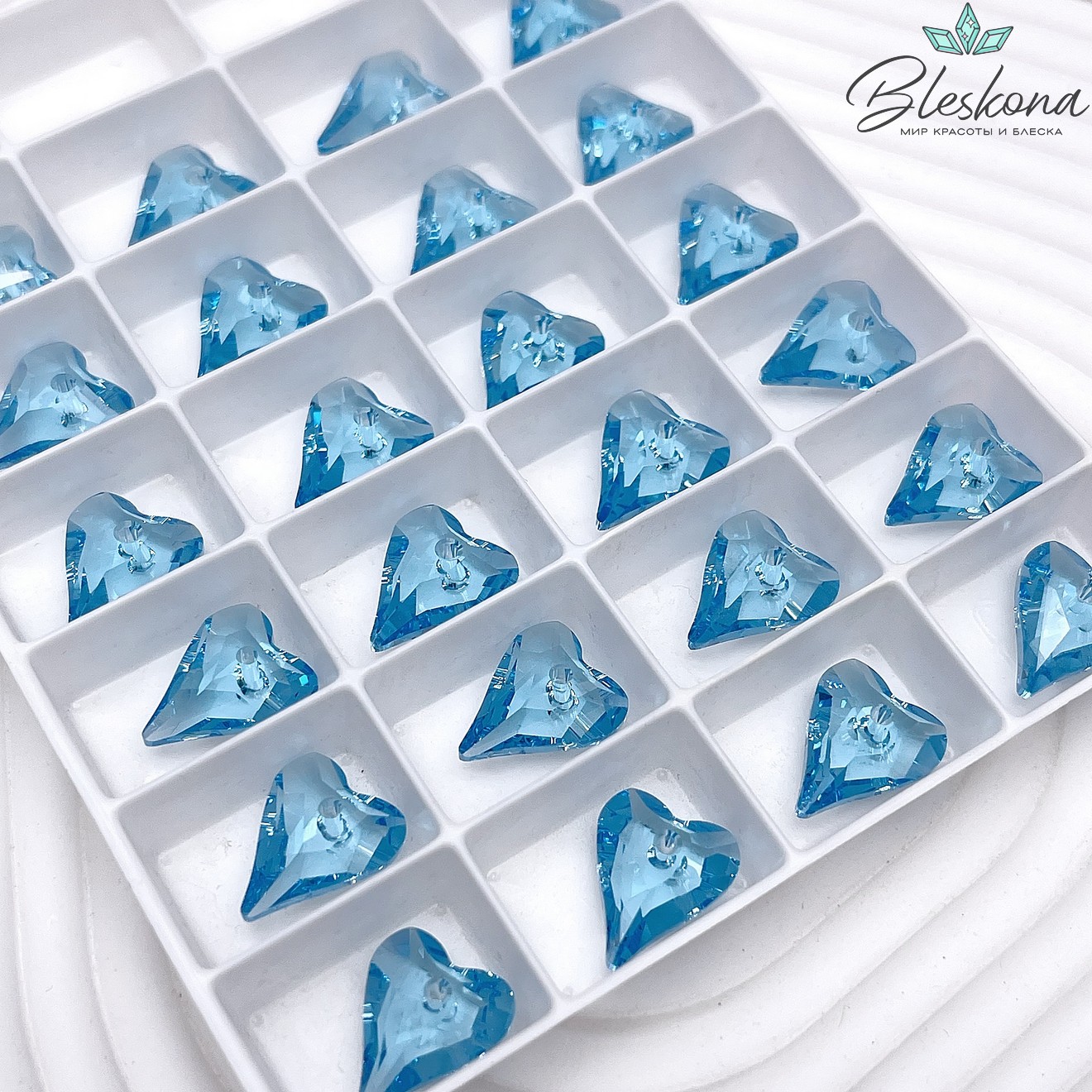 6240 Wild Heart Pendant 12 мм Aquamarine (202)