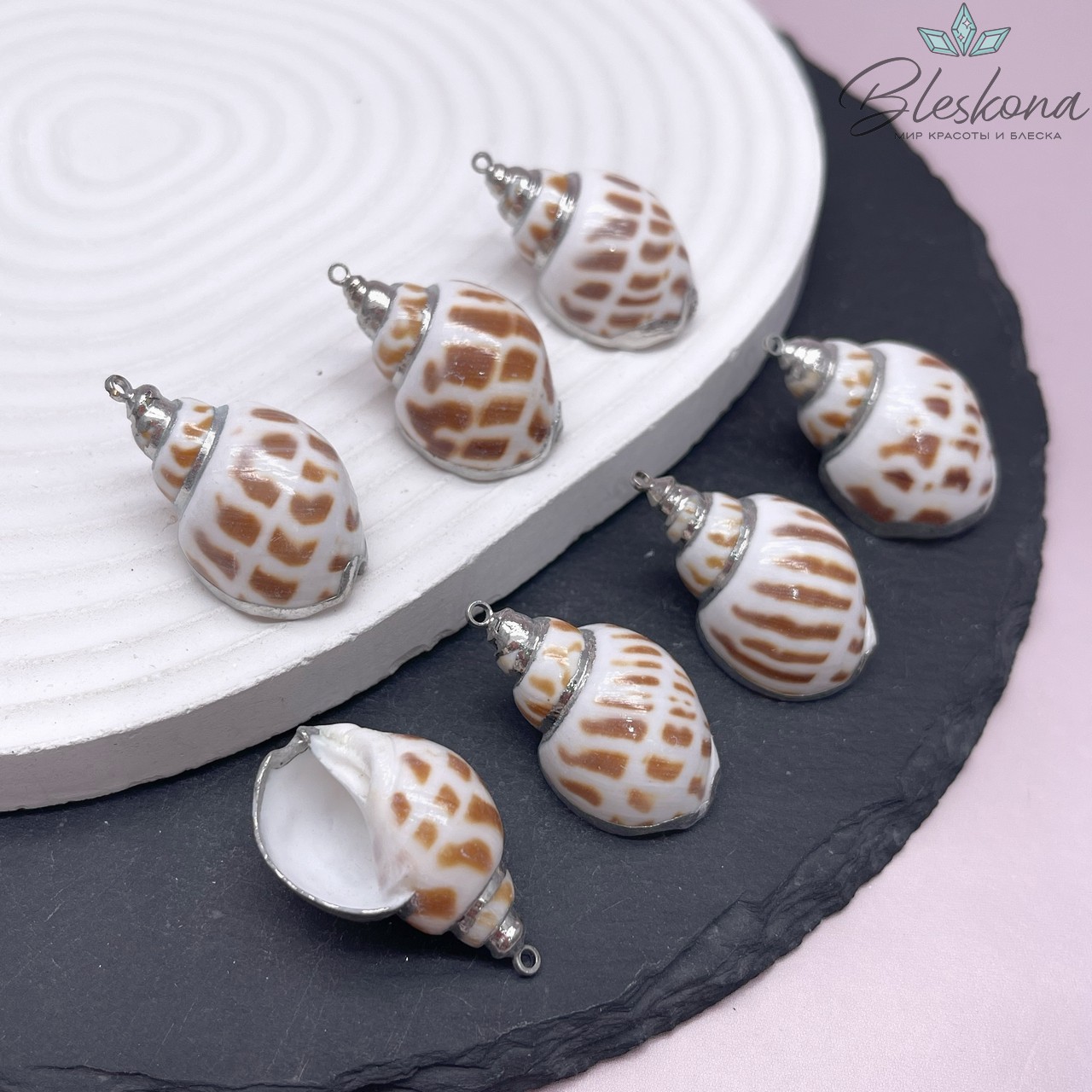 (28-34)*(17-19) мм Цвет серебро, Подвеска Ракушка тигровая