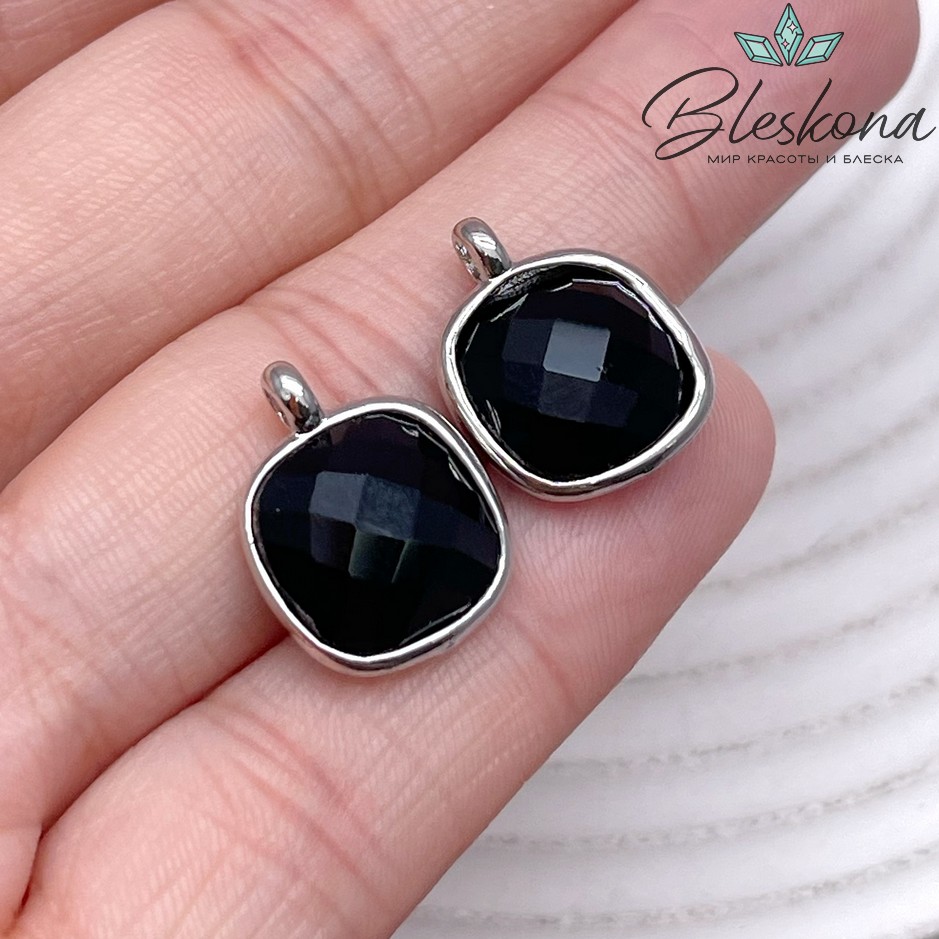 13мм, цвет серебро ,Подвеска квадрат Агат черный в обрамлении 