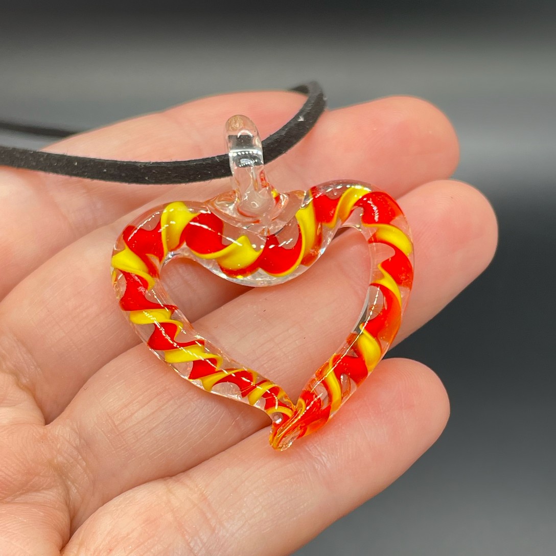 35*39мм, Подвеска сердце желто-оранжевое контур