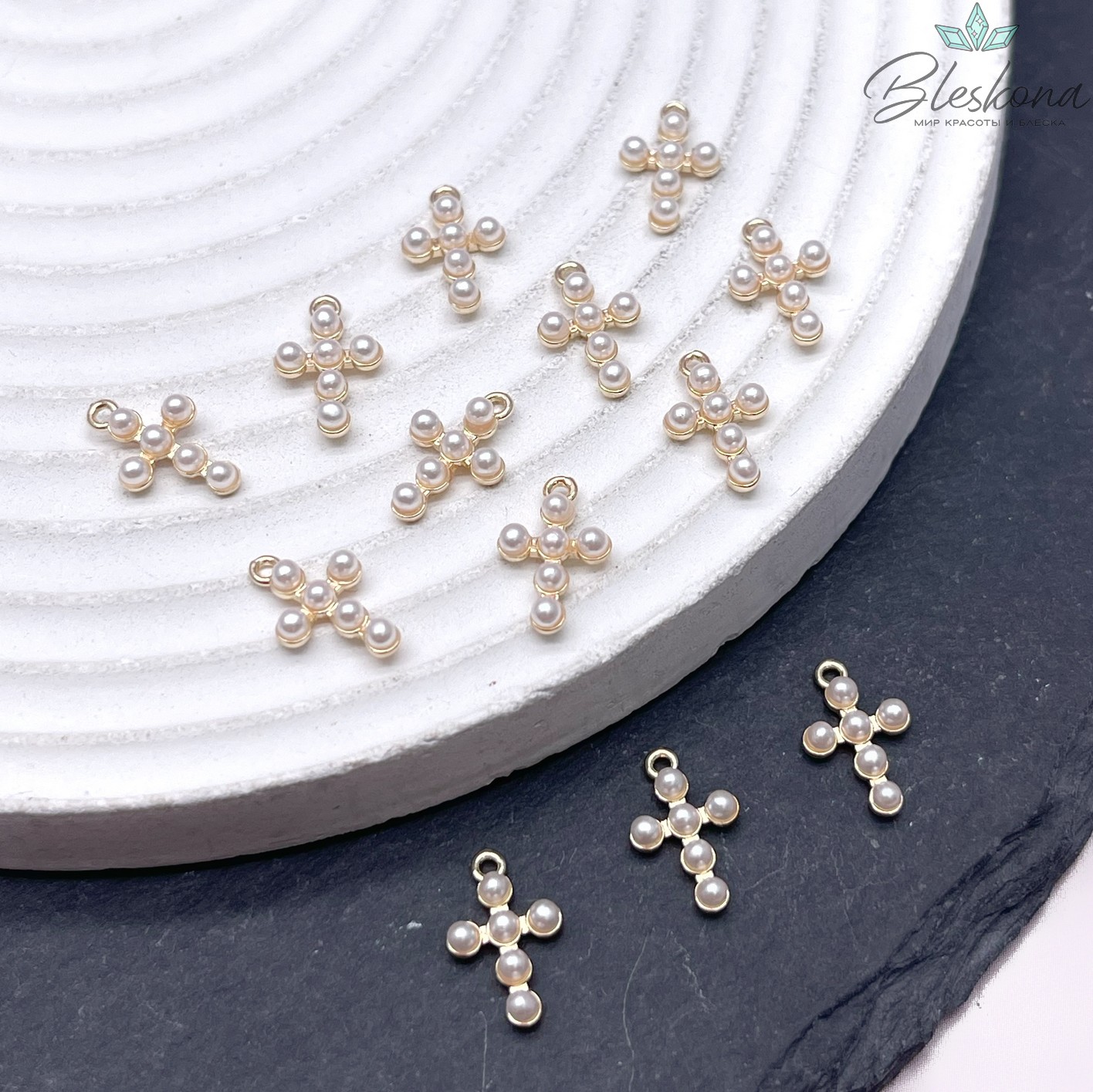 Подвеска Крест мини с имитацией жемчуга,цвет золото 6,5*10,8мм 