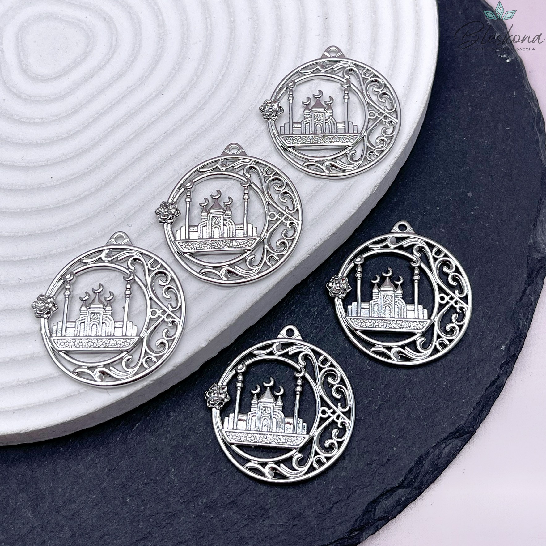 30 мм Цвет серебро, Подвеска круг Мечеть