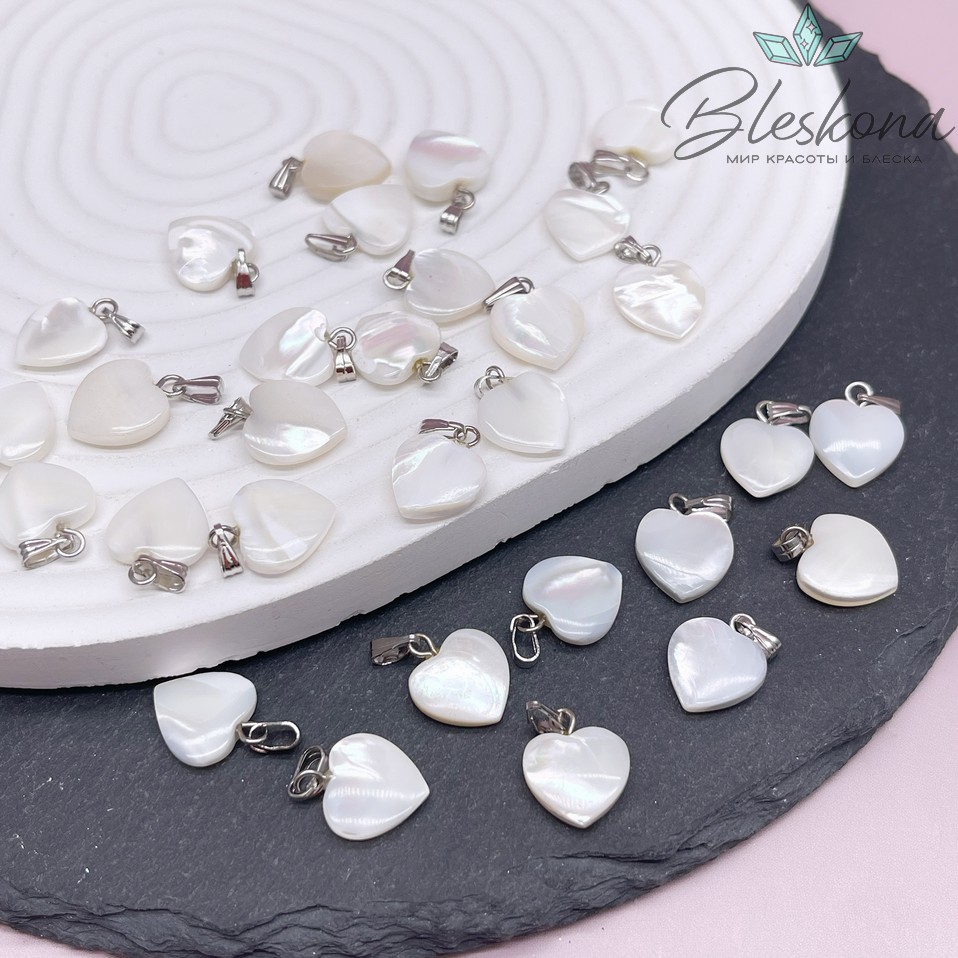 12*12мм,цвет Серебро, Подвеска перламутр сердце белое 