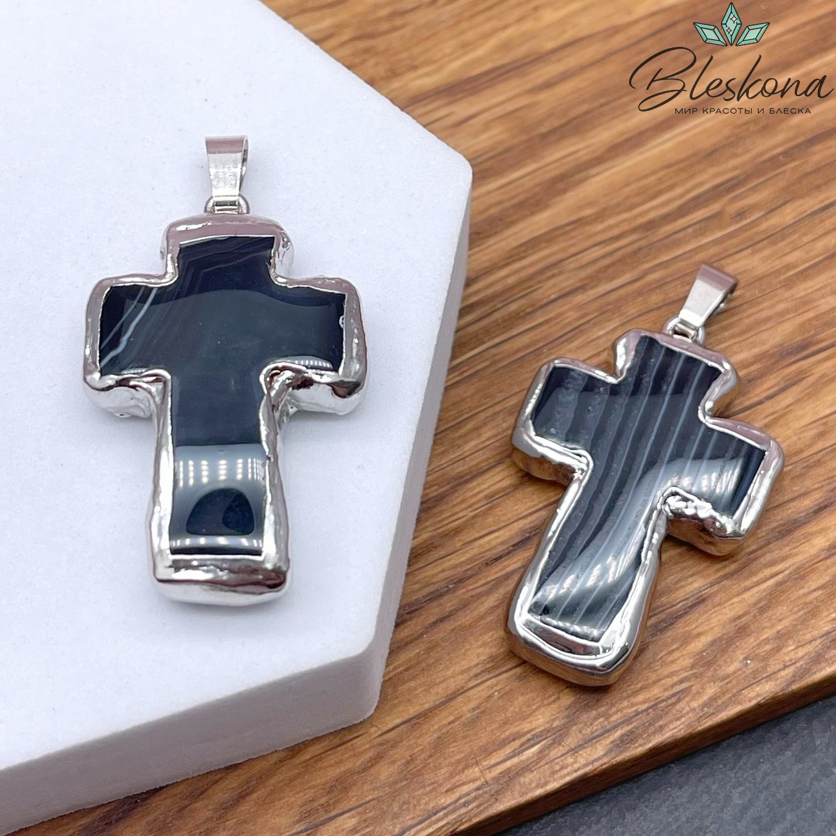 37*25 мм Цвет серебро, Подвеска крест Черный Агат с прожилками в обрамлении
