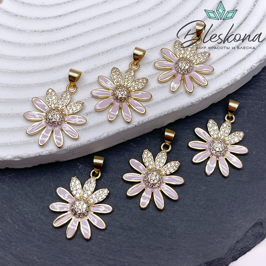 23,5*19 мм Цвет золото, Подвеска ромашка с цирконами, лиловая эмаль